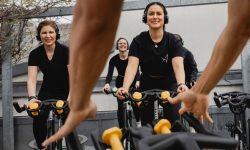 CYKL am Dach spinning am rooftop des mandalahof pop für den sommer 2025